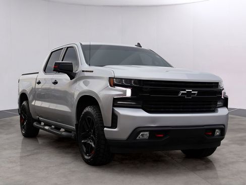 Used 2021 Chevrolet Silverado 1500 RST w/ Redline Edition AWD/4WD image 3