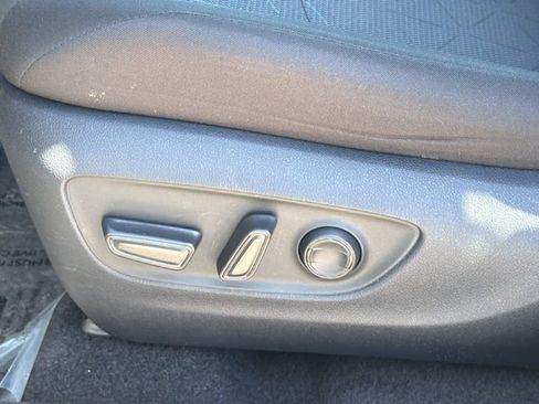 Used 2025 Toyota RAV4 XLE image 18