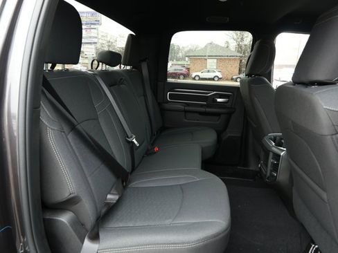 New 2026 RAM 2500 Big Horn AWD/4WD image 27