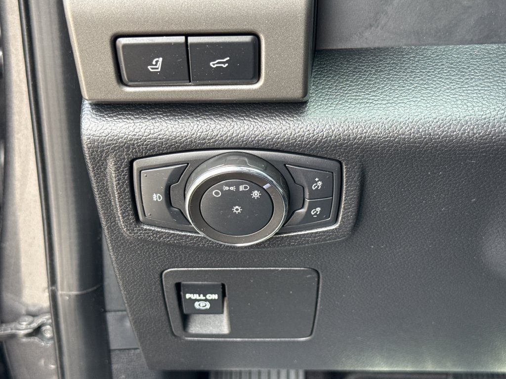 Used 2021 Ford Expedition XLT RWD image 15
