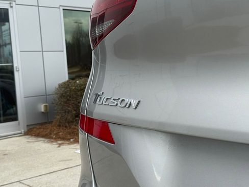 Used 2020 Hyundai Tucson Sport image 9