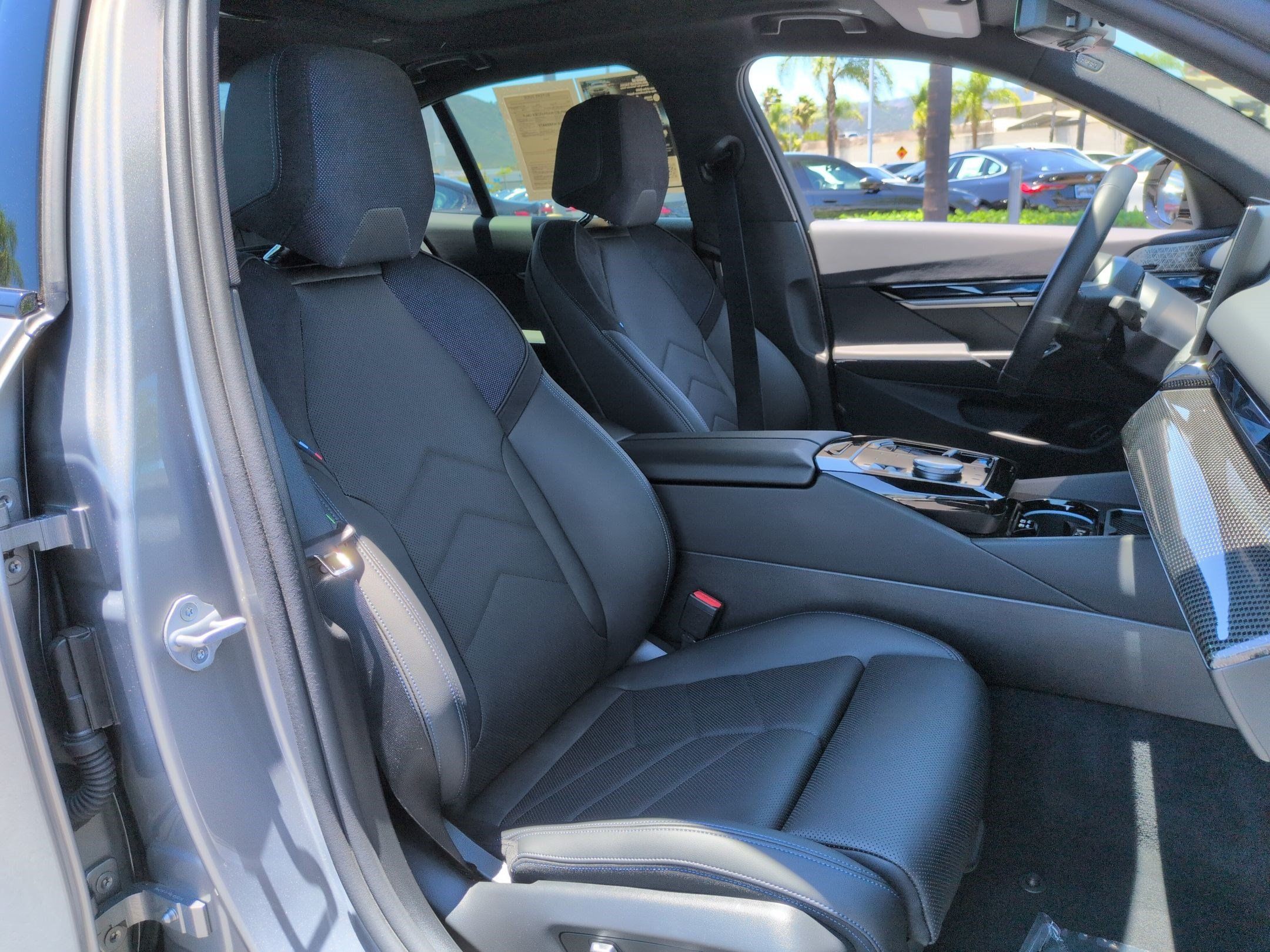 Used 2025 BMW i5 M60 w/ Premium Package AWD/4WD image 33