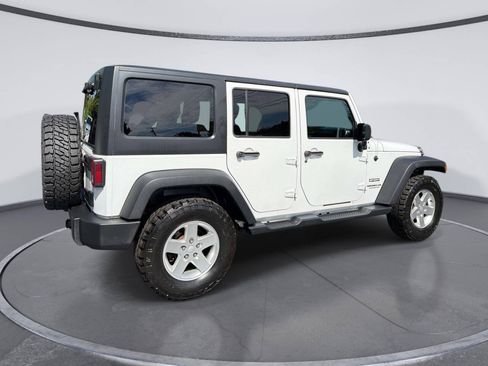 Used 2016 Jeep Wrangler Unlimited Sport w/ Quick Order Package 24S AWD/4WD image 4