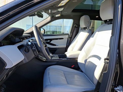 Certified 2026 Land Rover Range Rover Evoque S image 11