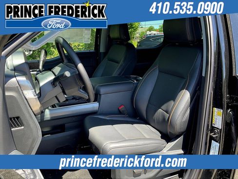 New 2025 Ford F250 Lariat w/ Lariat Ultimate Package image 9