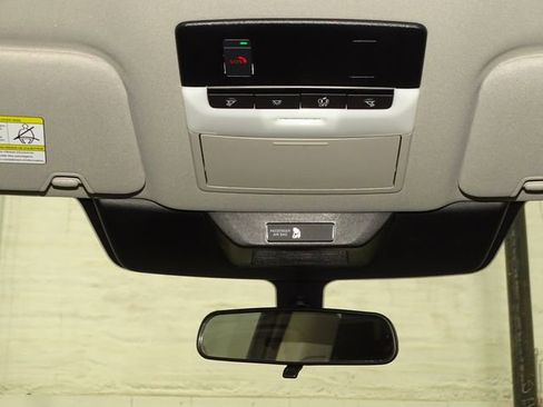 Used 2024 Nissan Pathfinder SV AWD/4WD image 28