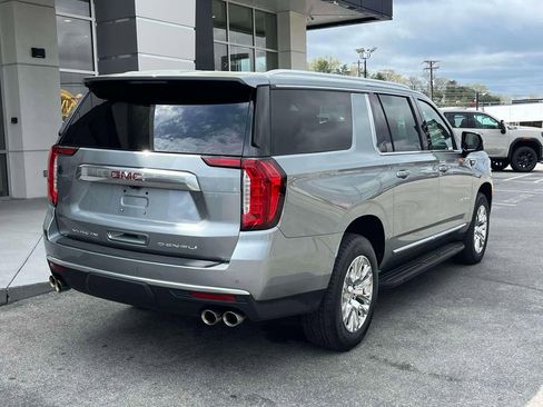 Certified 2023 GMC Yukon XL Denali AWD/4WD image 3