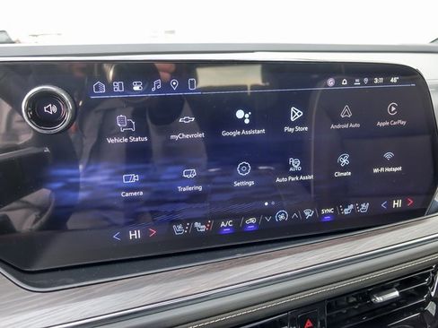 New 2026 Chevrolet Suburban Premier image 28