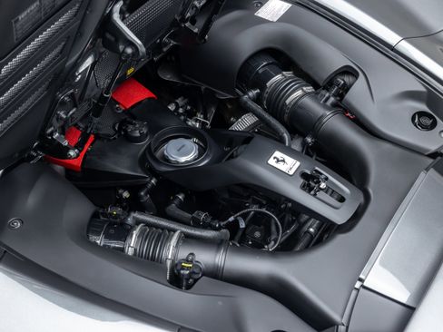 Certified 2022 Ferrari F8 Tributo RWD image 93