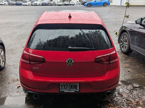 Certified 2020 Volkswagen GTI SE image 3
