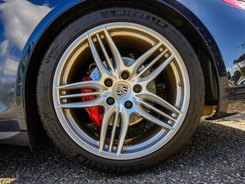 Used 2013 Porsche 911 Carrera 4S image 78