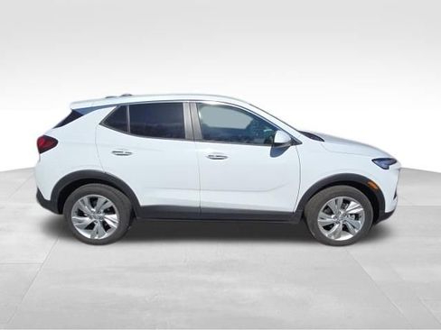 Used 2025 Buick Encore GX Preferred image 8