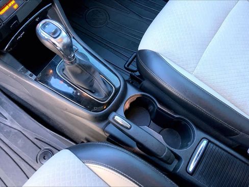 Used 2019 Buick Encore Preferred image 17