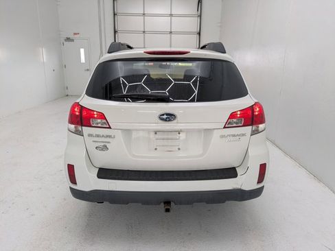 Used 2011 Subaru Outback 2.5i Premium w/ Protection Pkg 1A AWD/4WD image 7