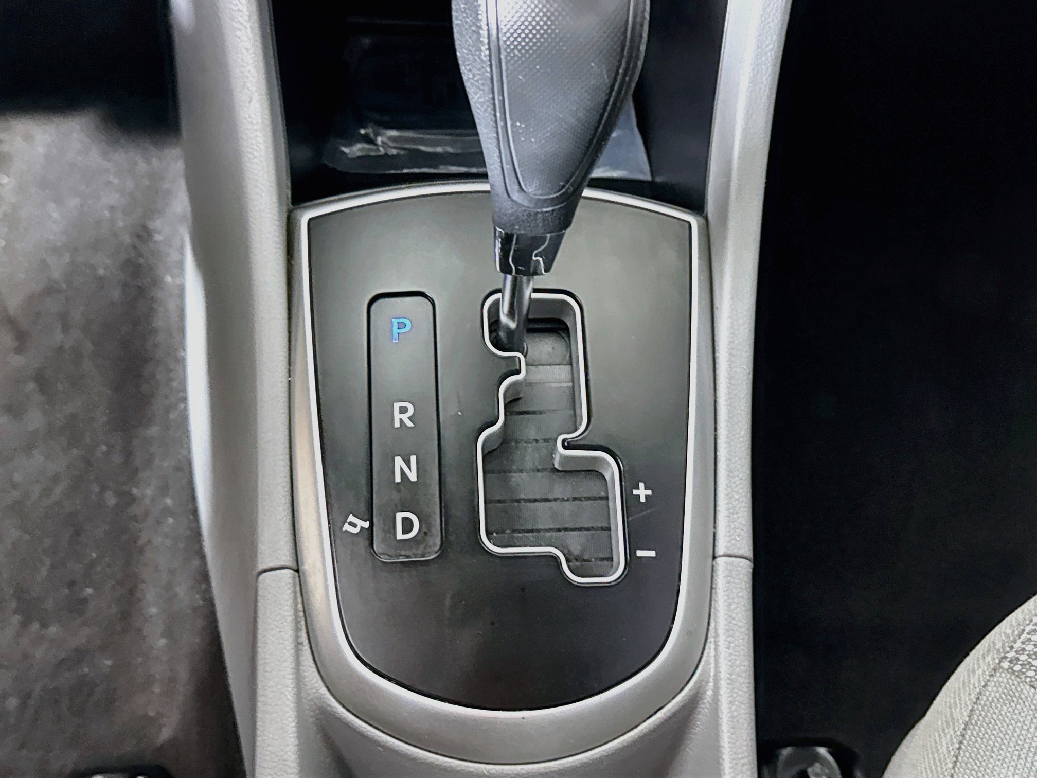 Used 2014 Hyundai Accent GLS FWD image 18