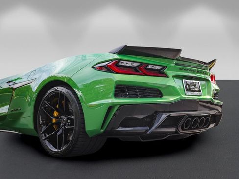 Used 2026 Chevrolet Corvette Z06 w/ Stealth Interior Trim Package RWD image 19