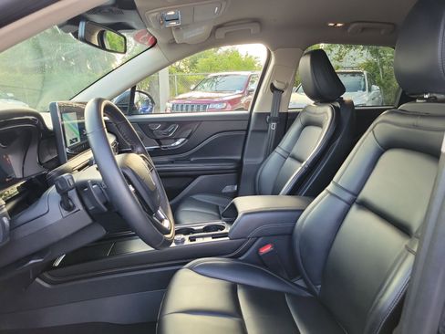 Used 2023 Lincoln Corsair AWD image 19