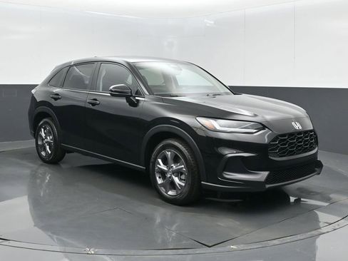 Certified 2026 Honda HR-V LX image 1