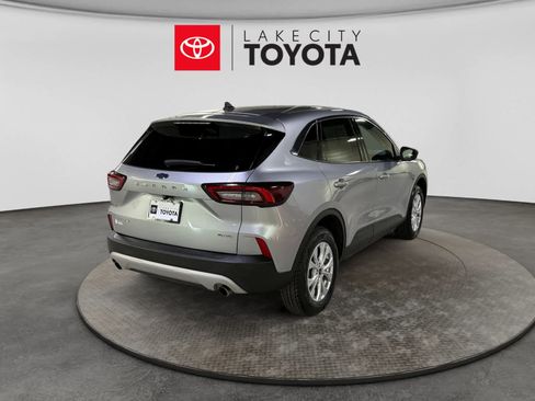 Used 2024 Ford Escape Active AWD/4WD image 9