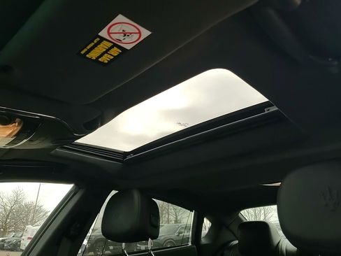 Used 2016 Maserati Quattroporte S Q4 image 36