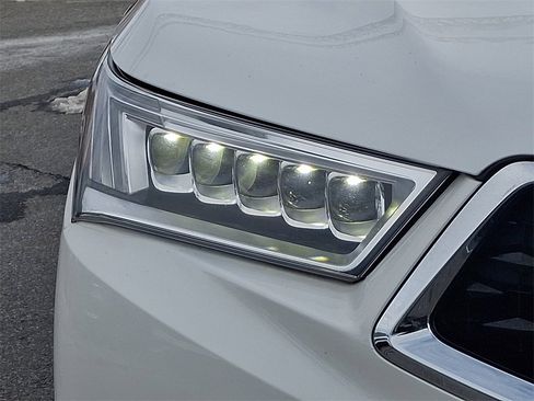 Used 2020 Acura MDX SH-AWD w/ Technology Package image 11