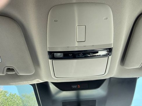 Used 2025 Nissan Murano SV AWD/4WD image 28