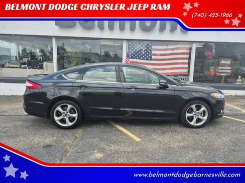 Used 2013 Ford Fusion SE FWD image 1