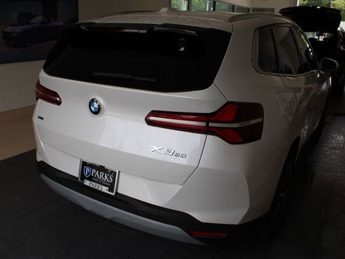Used 2025 BMW X3 xDrive30i w/ Premium Package image 9