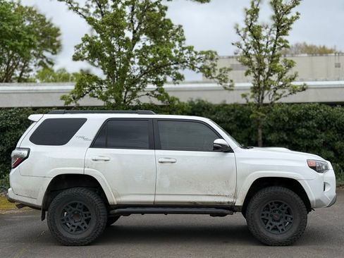Used 2023 Toyota 4Runner TRD Off-Road Premium w/ Moonroof Package image 6