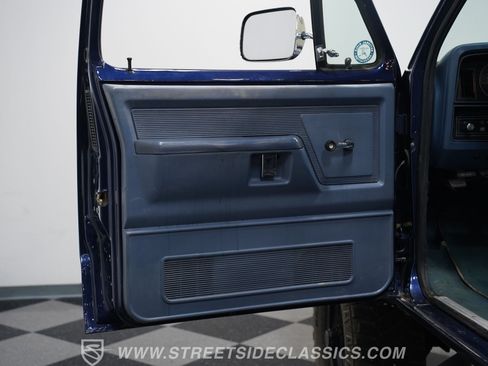 Used 1988 Dodge D/W Truck 250 AWD/4WD image 37