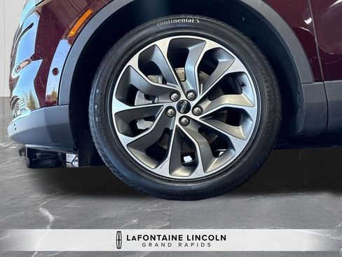 Used 2023 Lincoln Nautilus Reserve w/ Equipment Group 201A AWD/4WD image 34