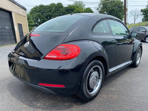 Used 2012 Volkswagen Beetle 2.5 FWD image 3
