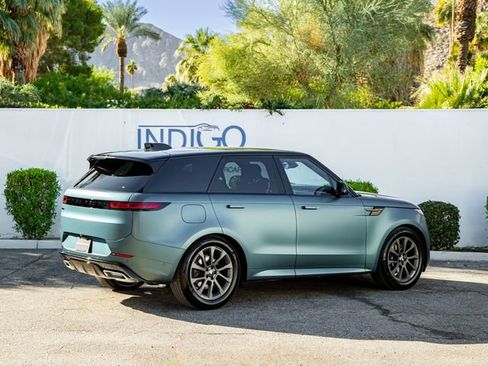 New 2025 Land Rover Range Rover Sport Dynamic SE image 6