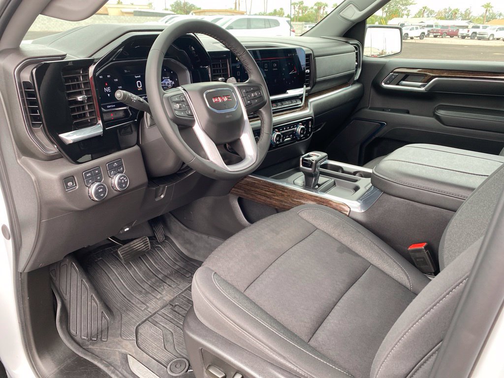 Used 2024 GMC Sierra 1500 Elevation AWD/4WD image 26