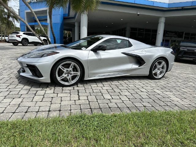 Used 2020 Chevrolet Corvette Stingray Preferred Conv w/ 2LT Preferred Equipment Group RWD image 30