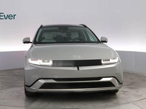 Used 2025 Hyundai Ioniq 5 Limited image 3