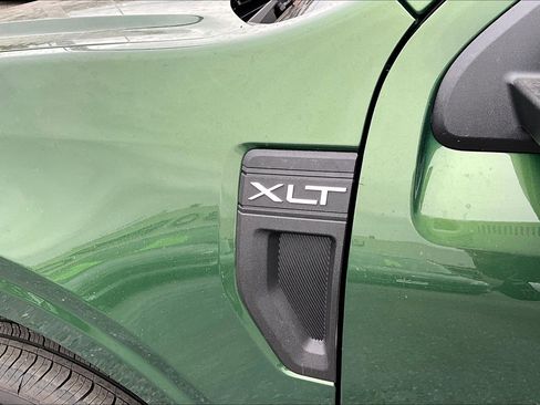 New 2025 Ford Maverick XLT w/ XLT Luxury Package image 12