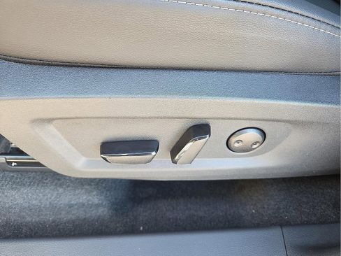 New 2026 Nissan Murano SL image 14