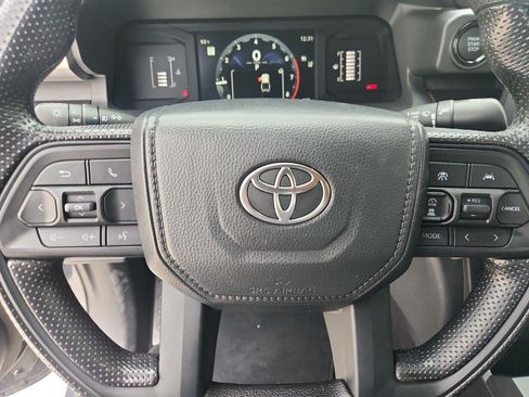 Used 2026 Toyota Tacoma SR5 RWD image 18