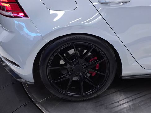 Used 2018 Volkswagen GTI SE w/ SE Leather Package FWD image 37