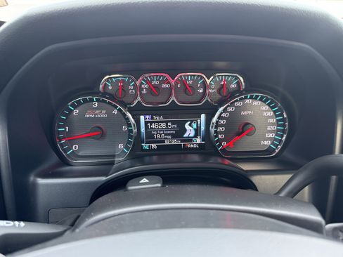 Used 2018 Chevrolet Silverado 1500 LT w/ Texas Edition image 14