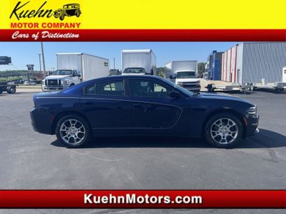 Used 2017 Dodge Charger SE w/ Power Sunroof Group