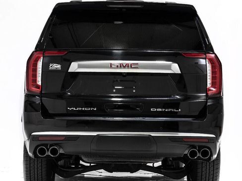 Used 2021 GMC Yukon XL Denali AWD/4WD image 7