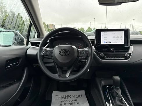 Used 2024 Toyota Corolla LE FWD image 16