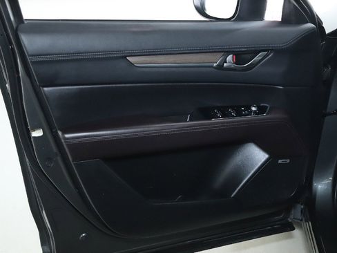 Used 2019 MAZDA CX-5 Signature image 15