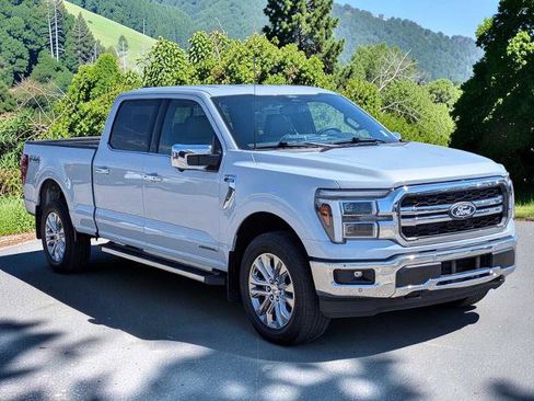 Certified 2025 Ford F150 Lariat w/ Equipment Group 501A Mid AWD/4WD image 8