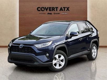Used 2021 Toyota RAV4 XLE w/ Convenience Package