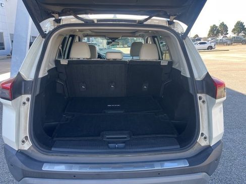 Used 2021 Nissan Rogue SL w/ Premium Package image 29