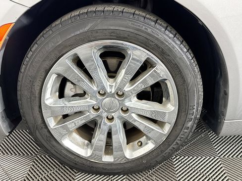 Used 2017 Chrysler 200 LX FWD image 35