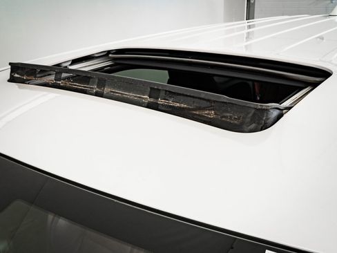 Used 2021 Dodge Durango SRT Hellcat w/ Technology Group image 14